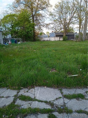 109 E PARADE AVE, BUFFALO, NY 14211 - Image 45a175b8694d63b044a46037fc62330e/2247404495