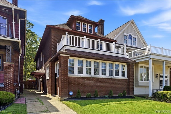 2555 MAIN ST, BUFFALO, NY 14214 - Image 4742187f0bc1df1ef2e1f76175c8e9c0/64315424