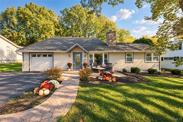 6 LAKEVIEW CIR, SKANEATELES, NY 13152 - Image 498f7a73bce8d46165f8ffe9b50ebec6/2465367142