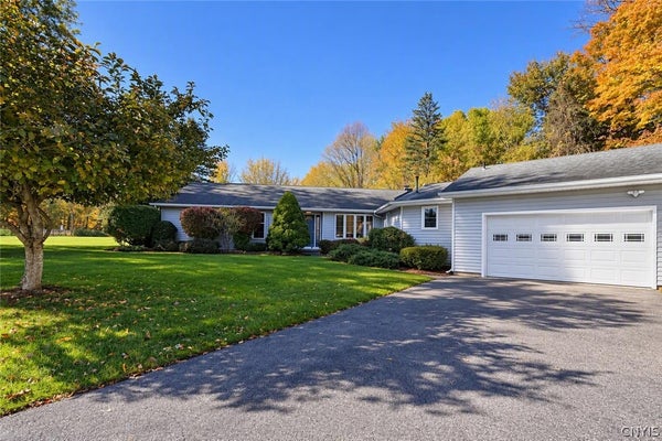 6481 N MANLIUS RD, KIRKVILLE, NY 13082 - Image 4fdbb71d85d4e16e870d51153039ce03/1570196979