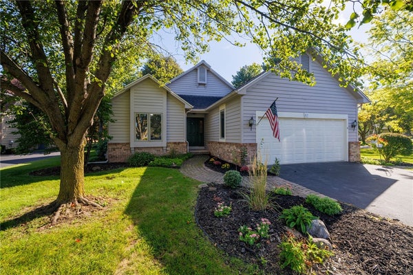 27 ENGLISH STATION RD, ROCHESTER, NY 14616 - Image 55eddb8551f1b5720e40ca2372777033/4101983350