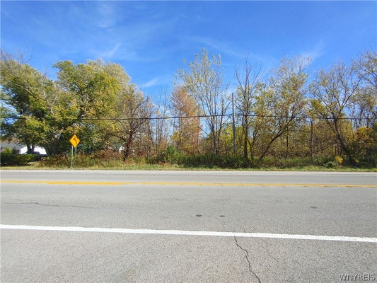 4307 LAKE AVE, LOCKPORT, NY 14094 - Image 5dc2d048f5ffbd77da7dcfe2306ab785/554887151