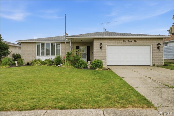 192 N SEINE DR, BUFFALO, NY 14227 - Image 6e2a07edcd7cf44d278a4fb0700f9da2/221616050