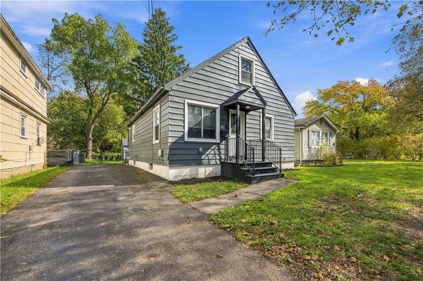120 TRUESDALE ST, ROCHESTER, NY 14615 - Image 85ca0bdbbb3d1ca4d4b10bf082586603/3885139978