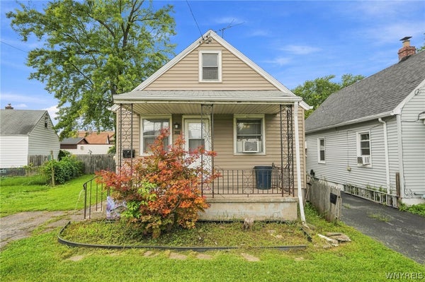2926 PORTLAND ST, NIAGARA FALLS, NY 14305 - Image 8664a1592764a5abbe8dff574eeef7d3/2019492170