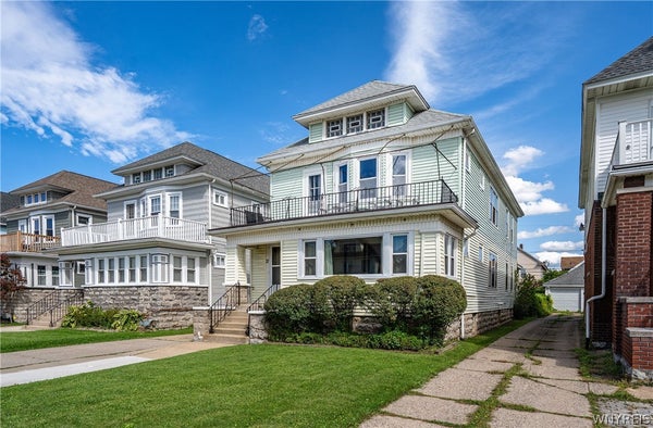 71 N PARK AVE, BUFFALO, NY 14216 - Image 8a027d3372c8d0a75e9e58fa2e4e31d7/1367138719
