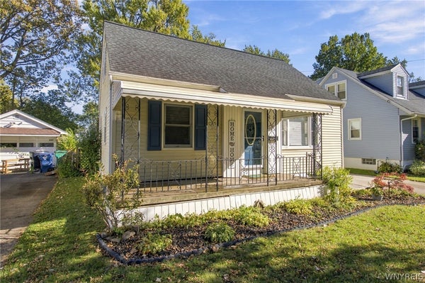 635 74TH ST, NIAGARA FALLS, NY 14304 - Image 8b73dbbc1ccc76f6d3241dd00ba3b5dd/676068424