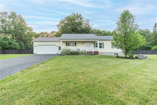 26467 STATE ROUTE 283, WATERTOWN, NY 13601 - Image 8daf2efc5f06e7aa396a6e2cf1c4e64d/1420800766
