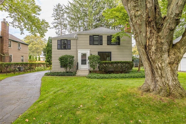 57 CLOVERCREST DR, ROCHESTER, NY 14618 - Image 9a5d6e28c0a69bd7b6093cd4f2010afd/4103527131
