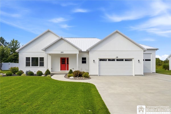 209 DOCKSIDE DR, YOUNGSTOWN, NY 14174 - Image 9af07ae45dbefb9fa1392edda98a5eea/3812300137