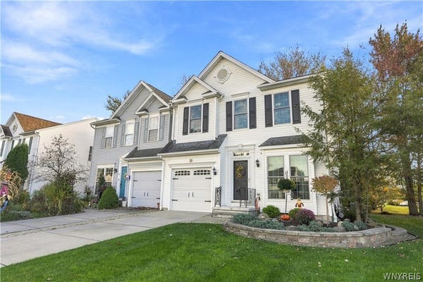 11 CARLA LN, BUFFALO, NY 14224 - Image b1f82dedaa8adfdbe5928dd99e2a987a/2919920437