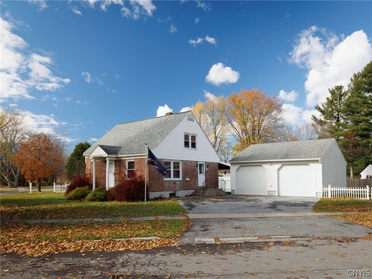 324 BUTTERFIELD AVE, WATERTOWN, NY 13601 - Image b27ffcd43e0643151de29a2a08af7cfc/2450960699