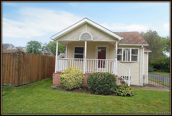 1124 MAPLE AVE, NIAGARA FALLS, NY 14305 - Image b2bc6bd9e33932500e1df95bf52810ac/130340528
