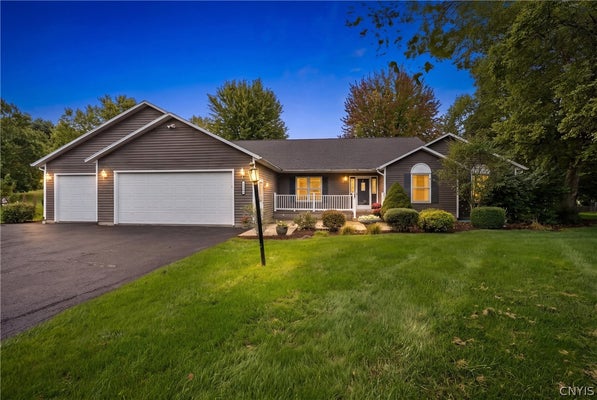 2352 HUNT RD, CAMILLUS, NY 13031 - Image b349e736c618a10014e5bfdf8a76554f/3919372049