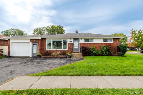 385 FISHER RD, BUFFALO, NY 14224 - Image b3cf8badeca922a2ed56547d50bcf298/897002563