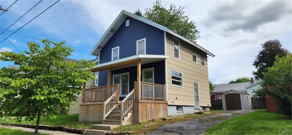 439 S PLEASANT ST, WATERTOWN, NY 13601 - Image b40fcd92ccf741cd251421de92df2ada/291587712