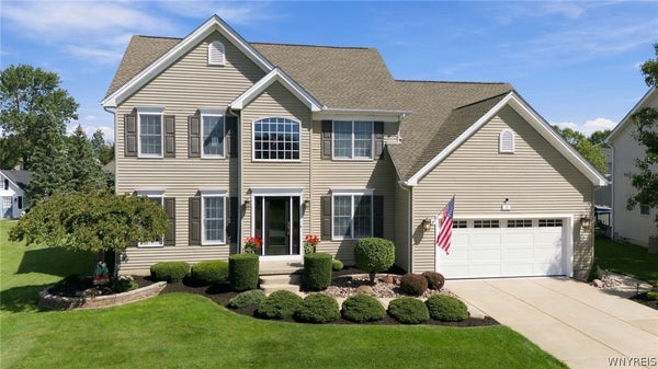 10 SCHIFFLER CT, LANCASTER, NY 14086 - Image c2c36070f582ebdad25b909289ae0f8c/92470552