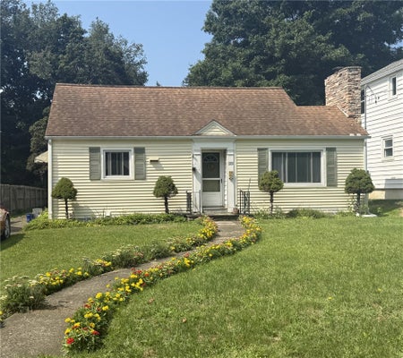 110 OAKDALE DR, ELMIRA, NY 14905 - Image c852d43e9054843c8e06aed4c44b4e6f/1031650257