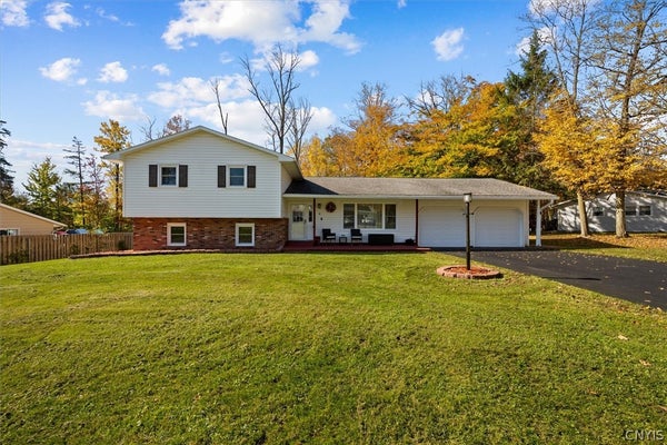 15 CHATEAU DR, WHITESBORO, NY 13492 - Image cb66dc4ce35548bfb23e09912c567aba/1652937113
