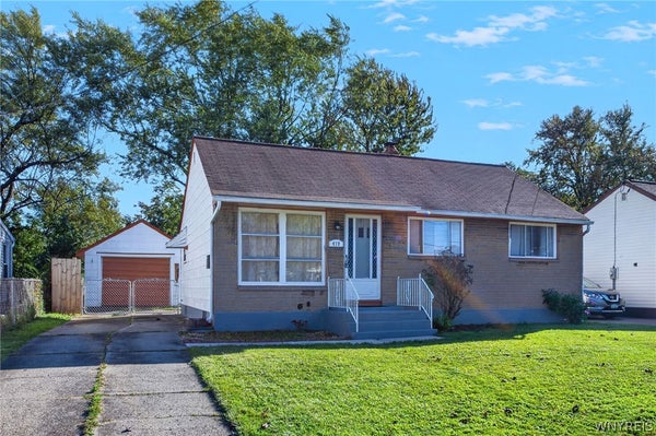 419 CHEROKEE DR, BUFFALO, NY 14225 - Image d3fee8fda2f6cc1b3e1ffcd7d32f8b13/2661848804