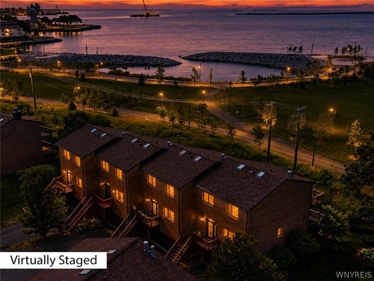 428 LAKEFRONT BLVD, BUFFALO, NY 14202 - Image d9cb4b29f617fa4b58bdccfaeef052f5/2920492052