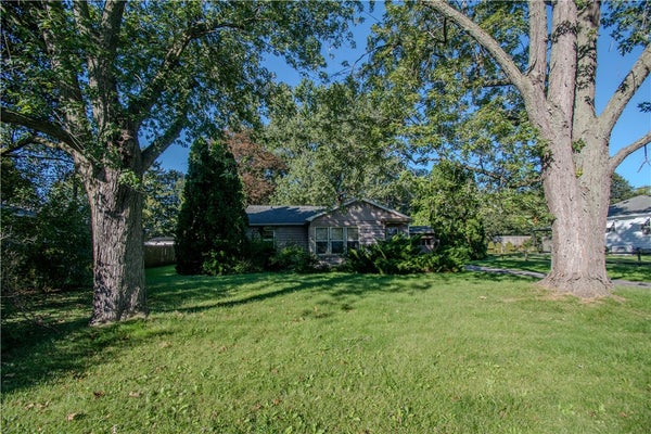 64 S MORRELL AVE, GENEVA, NY 14456 - Image da951d96a4e6b45de2e5c61d08f94fc1/2627986401