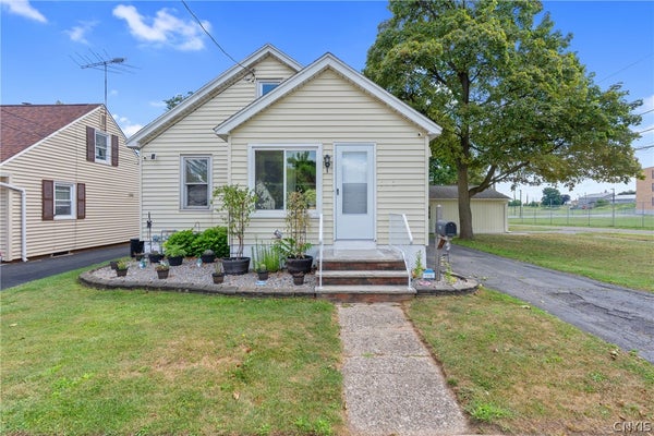 102 MARSDEN RD, SYRACUSE, NY 13208 - Image dc9a1ee3fb4e551459222e6d5ee912ea/1291895865