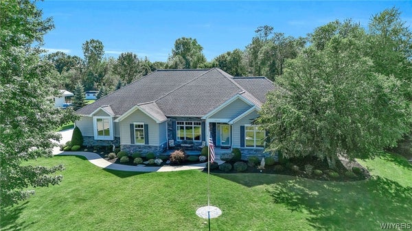 8620 NORTHFIELD RD, CLARENCE CENTER, NY 14032 - Image dcec918e8cb1682fc0dfcef7c4647c8c/3562370514
