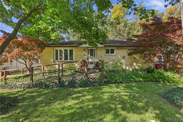 1270 MASTER ST, NORTH TONAWANDA, NY 14120 - Image e11dda71cfdd5edb73fd319483dcf892/270779573