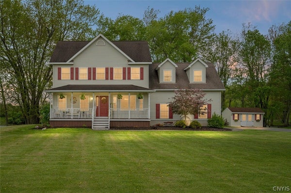 101 PINEHURST LN, ORISKANY FALLS, NY 13425 - Image e2125a151dfcfb1588bfa0fcb4ba645d/3254614307