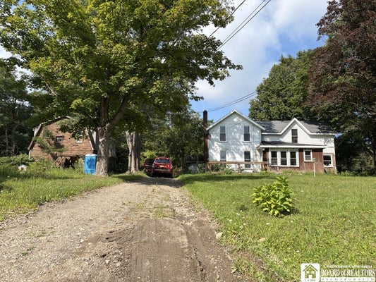9185 CHAUTAUQUA RD, FREDONIA, NY 14063 - Image e8475f4d9537dcba5c7fa78fb2fe879e/3160923602