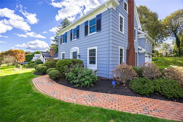 387 KILBOURN RD, ROCHESTER, NY 14618 - Image e9bdb27eaa532434fdd0e6ca793a3d3c/4203690253