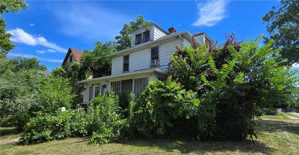 1736 GRAND CENTRAL AVE, ELMIRA, NY 14903 - Image f3671c8a875bdd85aec80fef1b2499f8/1586692164