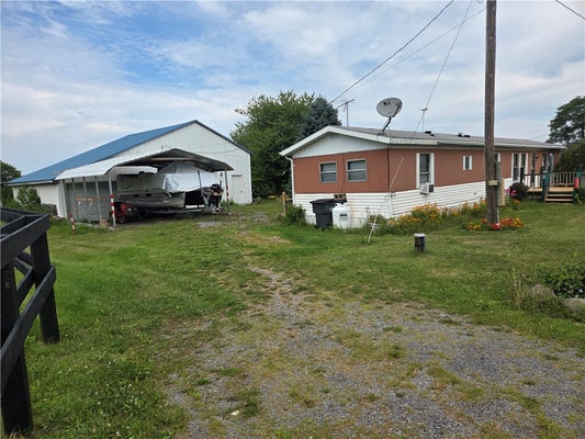 644 OLIVER RD, PENN YAN, NY 14527 - Image f8c410a2bc1a599bbd3bdf37cfe22d8e/2853517869