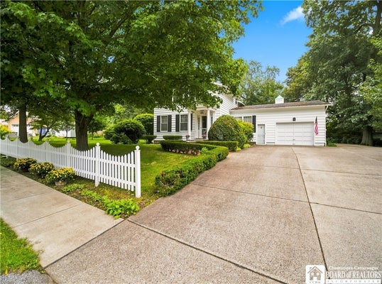 10 CHASE ST, WESTFIELD, NY 14787 - Image f97ecb37c1930e69187f87e5bd04d189/2278799812
