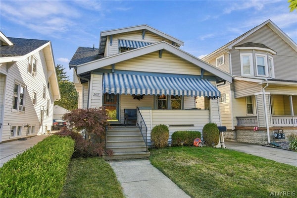 205 NORWALK AVE, BUFFALO, NY 14216 - Image fdd95a87e5323edb2e8a55c3a620fdc8/3741902857
