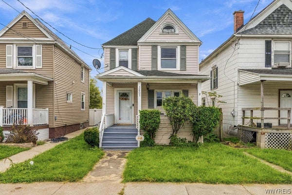 2805 MCKOON AVE, NIAGARA FALLS, NY 14305 - Image fffdeb559c9230e4501b09c3dce8a2ca/2667449645