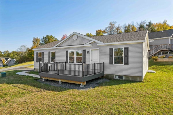 169 BUTTERNUT RD, WHITE RIVER JUNCTION, VT 05001 - Image 0249a3fd3aa564212b3465e1f3e01f58/4092881148