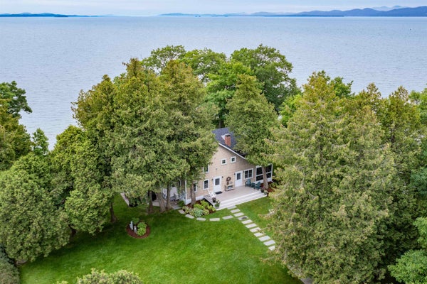 1333 COLCHESTER POINT RD, COLCHESTER, VT 05446 - Image 04ee639990eae5c46bdebf367678d033/2098690383