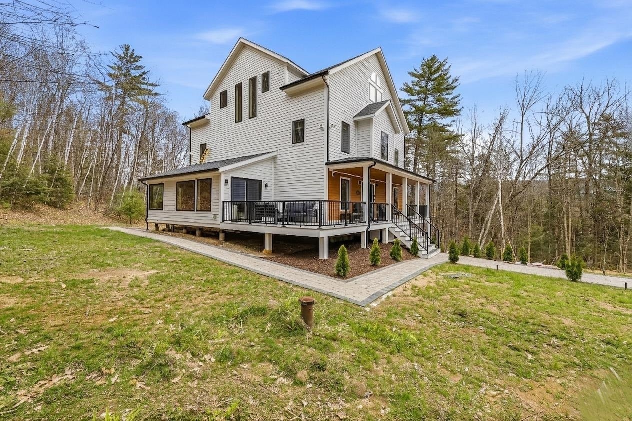 3579 Us Route 3, Thornton, NH, 03285, USA, 5 Bedrooms Bedrooms, ,4 BathroomsBathrooms,Residential,Active,3579 Us Route 3,5090431