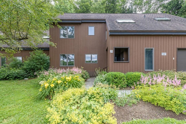 354 STONYBROOK RD # 24, STOWE, VT 05672 - Image 092a3b685ca90aa8bb724d7d367cf92f/1943217221