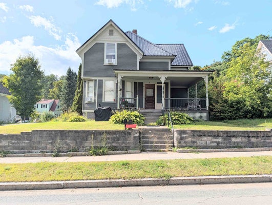 417 CLIFF ST # 2, SAINT JOHNSBURY, VT 05819 - Image 0ed8235c865f084c38f2ad42e4f6bfa1/3709814606