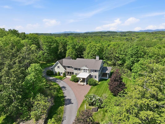 132 POINT VIEW DR, SHELBURNE, VT 05482 - Image 1259c055bc3ad60f584eb9d42e59535f/4032394772
