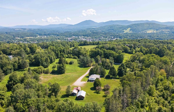 845 MCGOFF HL, LYNDONVILLE, VT 05851 - Image 15b9bc92e661ac7ebecf1e5debd78d69/3408039656