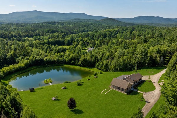 123 NICHOLS RD, PERU, VT 05152 - Image 1bb86c4e57b7b8ac03652e4be2c4cede/2664552395