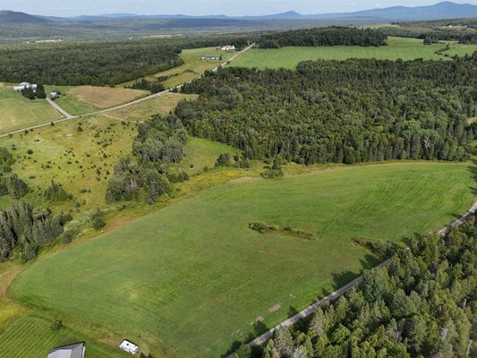 261 SMITH RD, DERBY LINE, VT 05830 - Image 1f81059cf2cfec46568ce92aab9c2de1/2512042001
