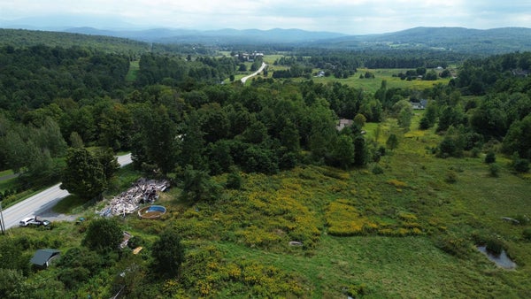 1594 MAIN ST, FAIRFAX, VT 05454 - Image 24148db220cba94ca8b2f46e08e8d73c/1311167813