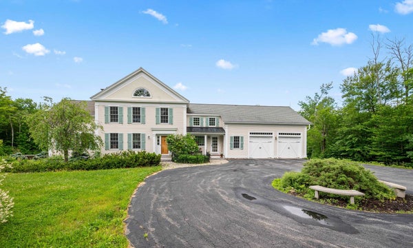 6 EVERGREEN DR, GORHAM, NH 03581 - Image 2fde2d91bc68cdc976d7bab90387248d/3287196438