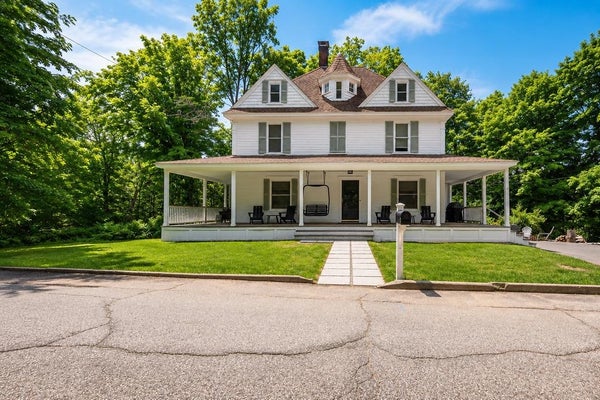 50 CENTRAL ST, SUNAPEE, NH 03782 - Image 3126fca773deaa74ca388584c08b9d6f/999636969