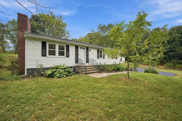 136 HAVERHILL RD, CHESTER, NH 03036 - Image 3bcb76a9a7cb1bc5ca3edf4fc40e9321/403532196